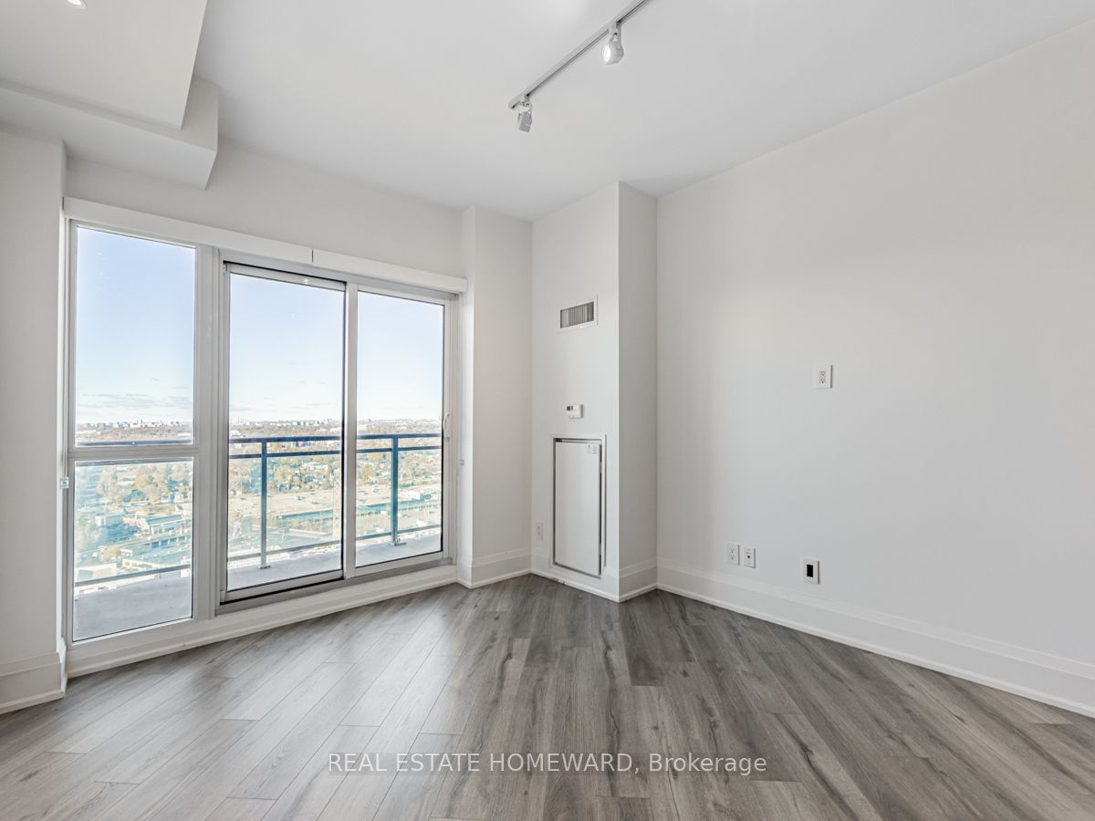 165 Legion Rd N, #2734