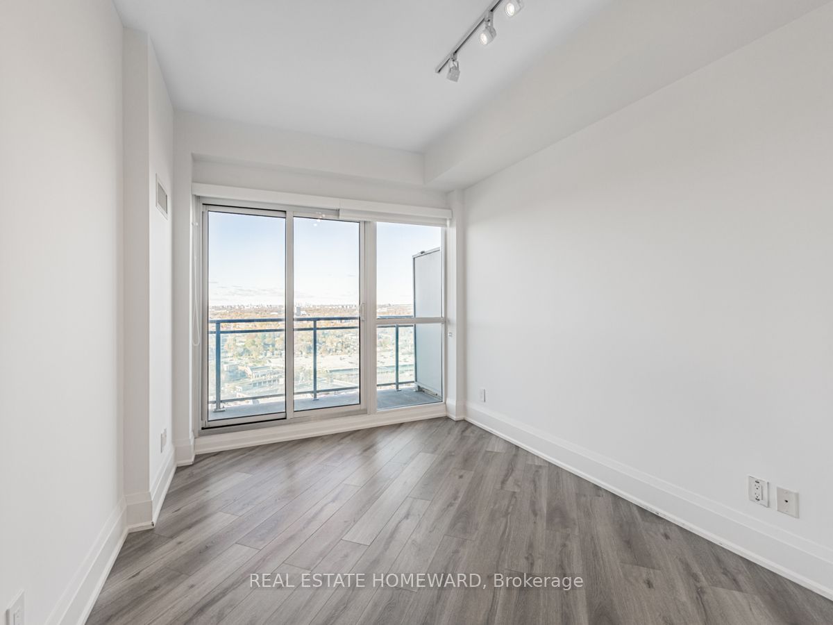 165 Legion Rd N, #2734
