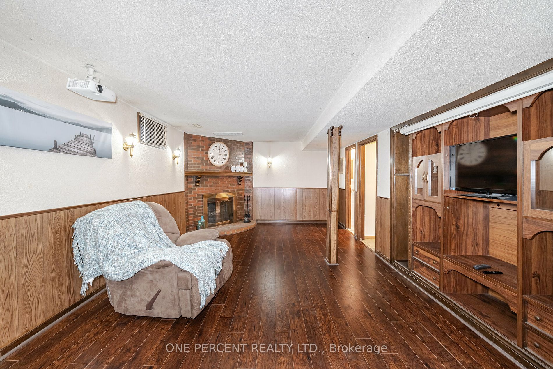28 Wheatfield Rd