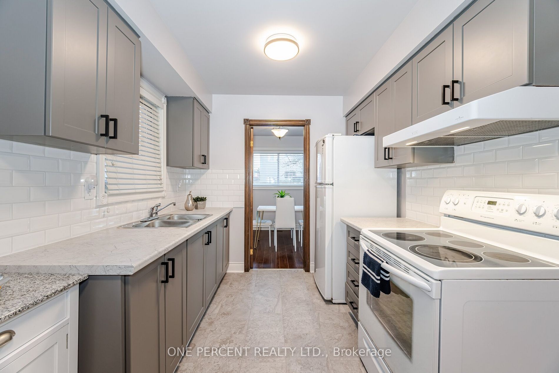 28 Wheatfield Rd