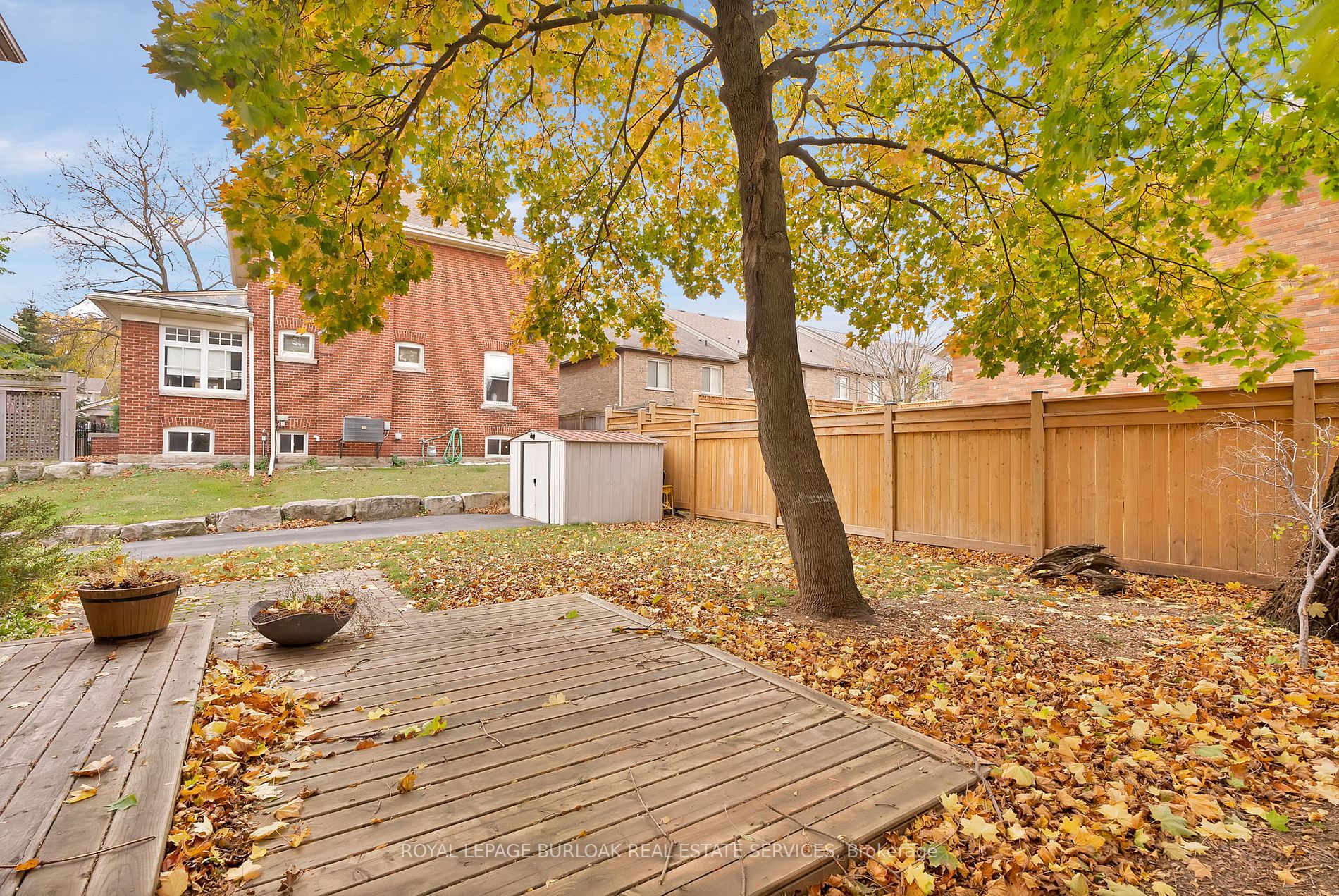 295 Plains Rd W