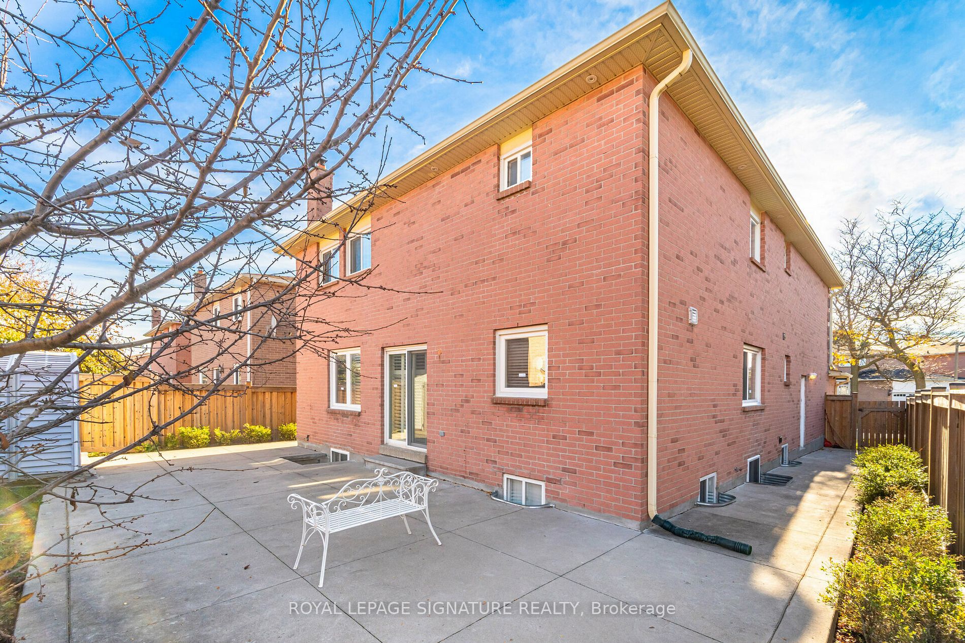 36 Smye Crt