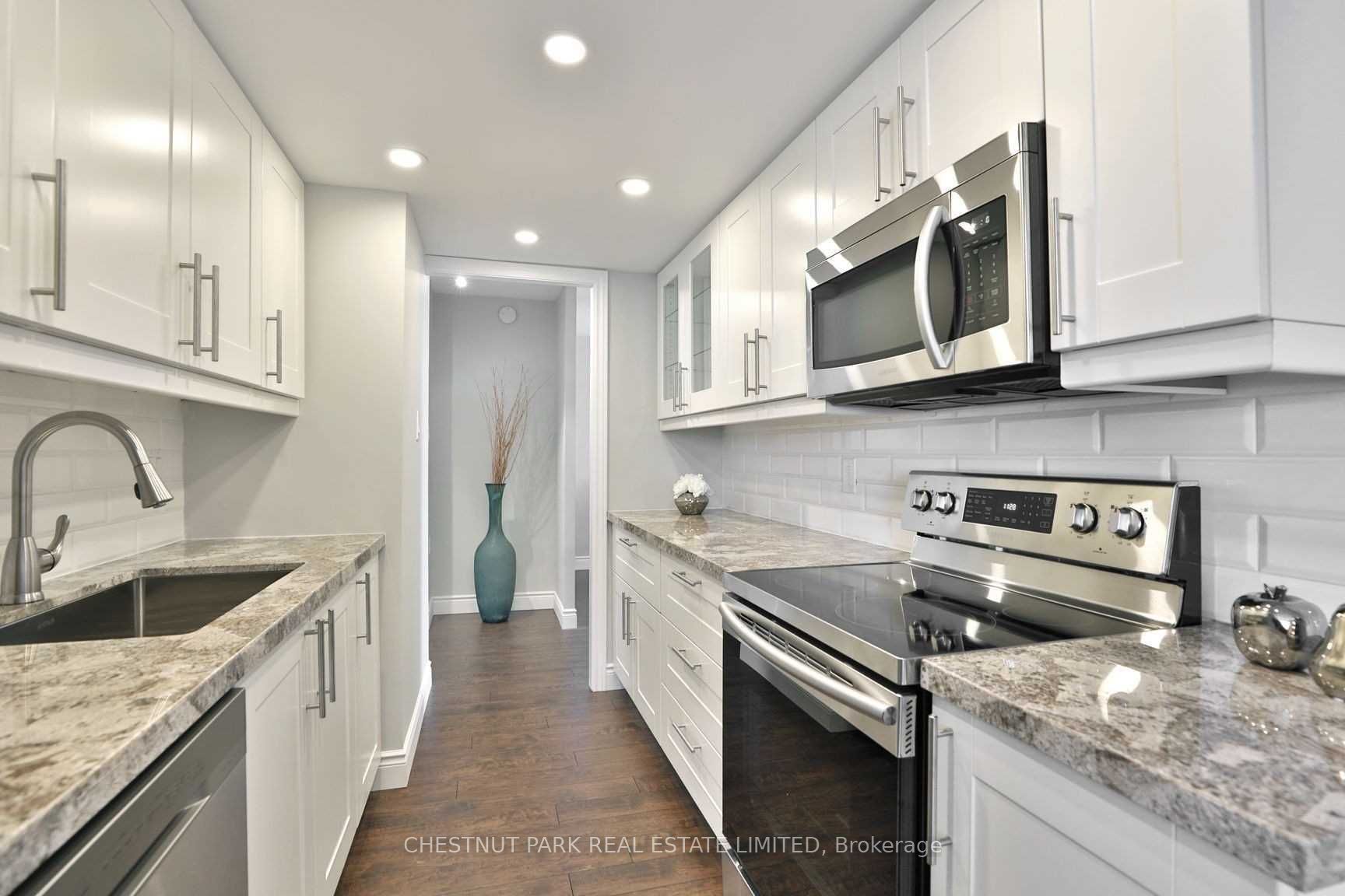 3100 Kirwin Ave, #1006