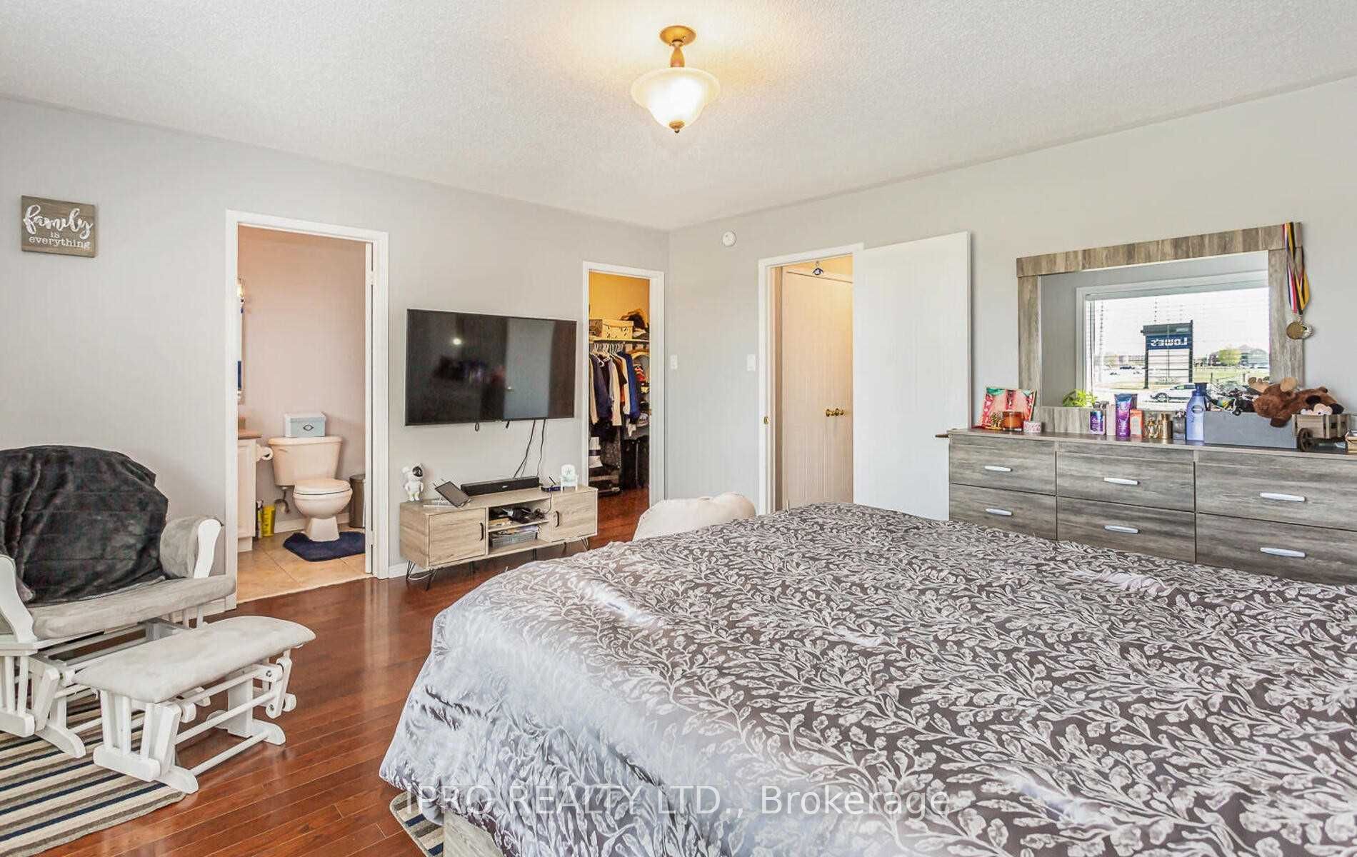 5223 Fairford Cres, #49