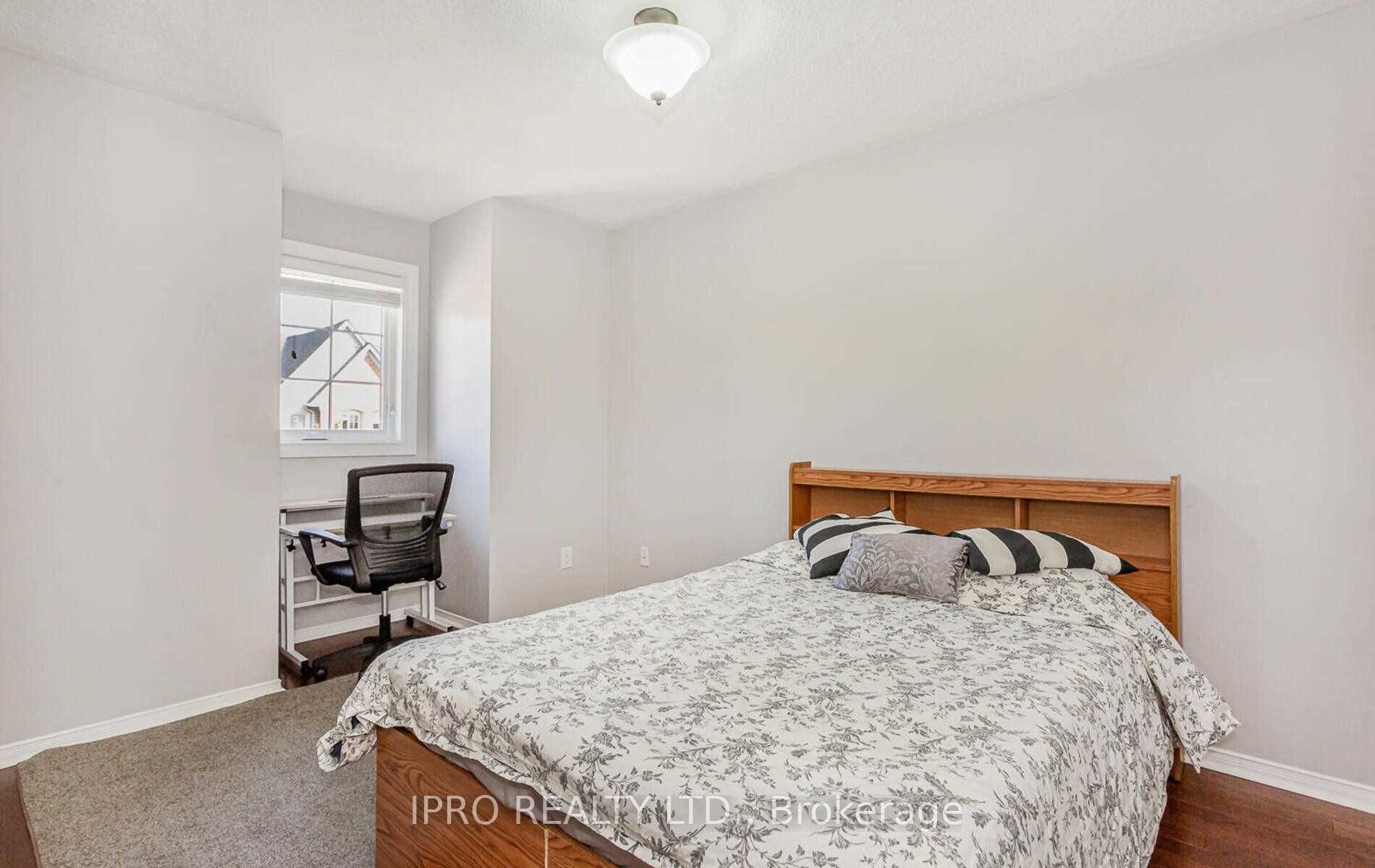 5223 Fairford Cres, #49