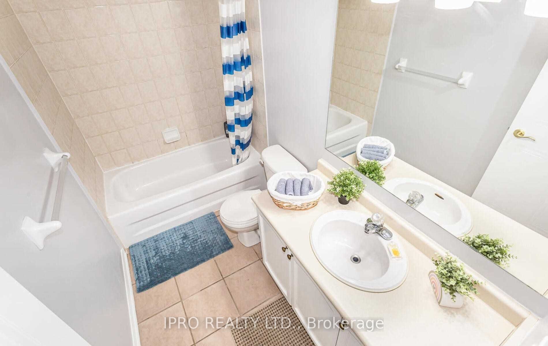 5223 Fairford Cres, #49
