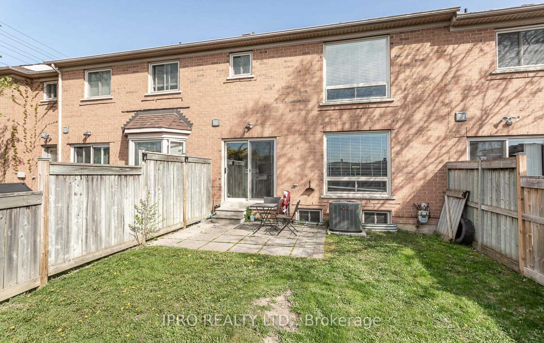5223 Fairford Cres, #49