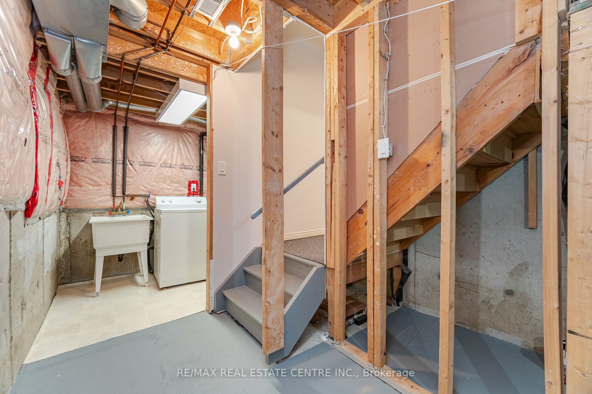 5223 Fairford Cres, #18