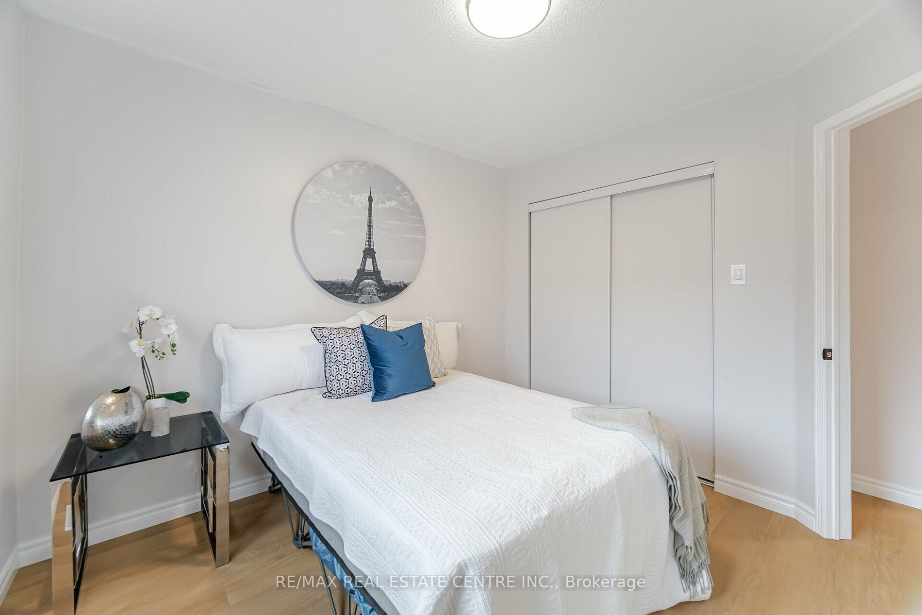 5223 Fairford Cres, #18