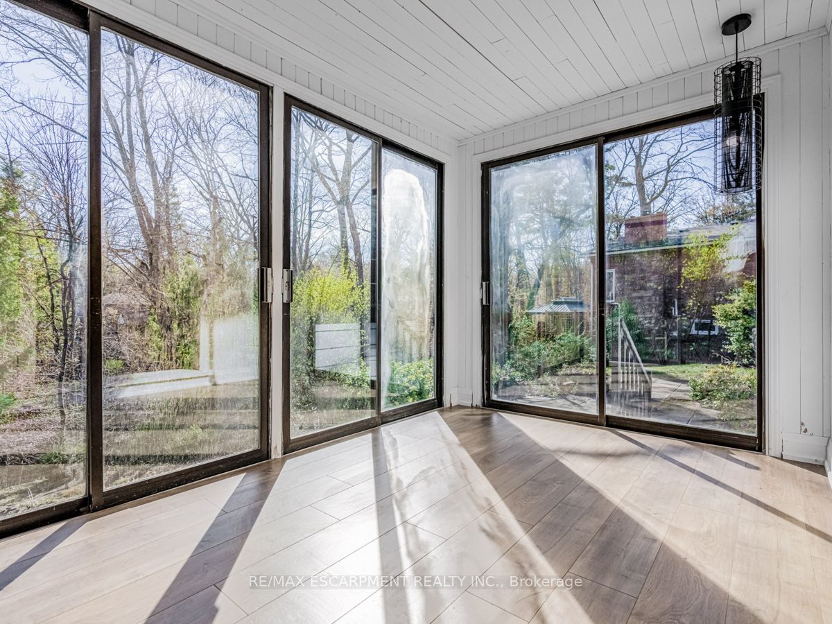 804 Shadeland Ave
