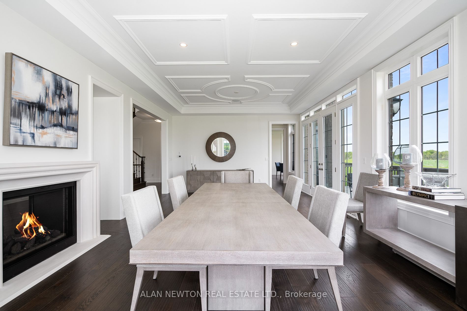 276 Amos Dr