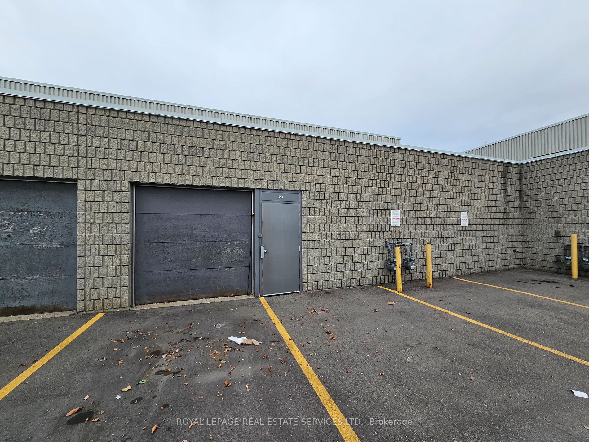 2355 Derry Rd E, #20