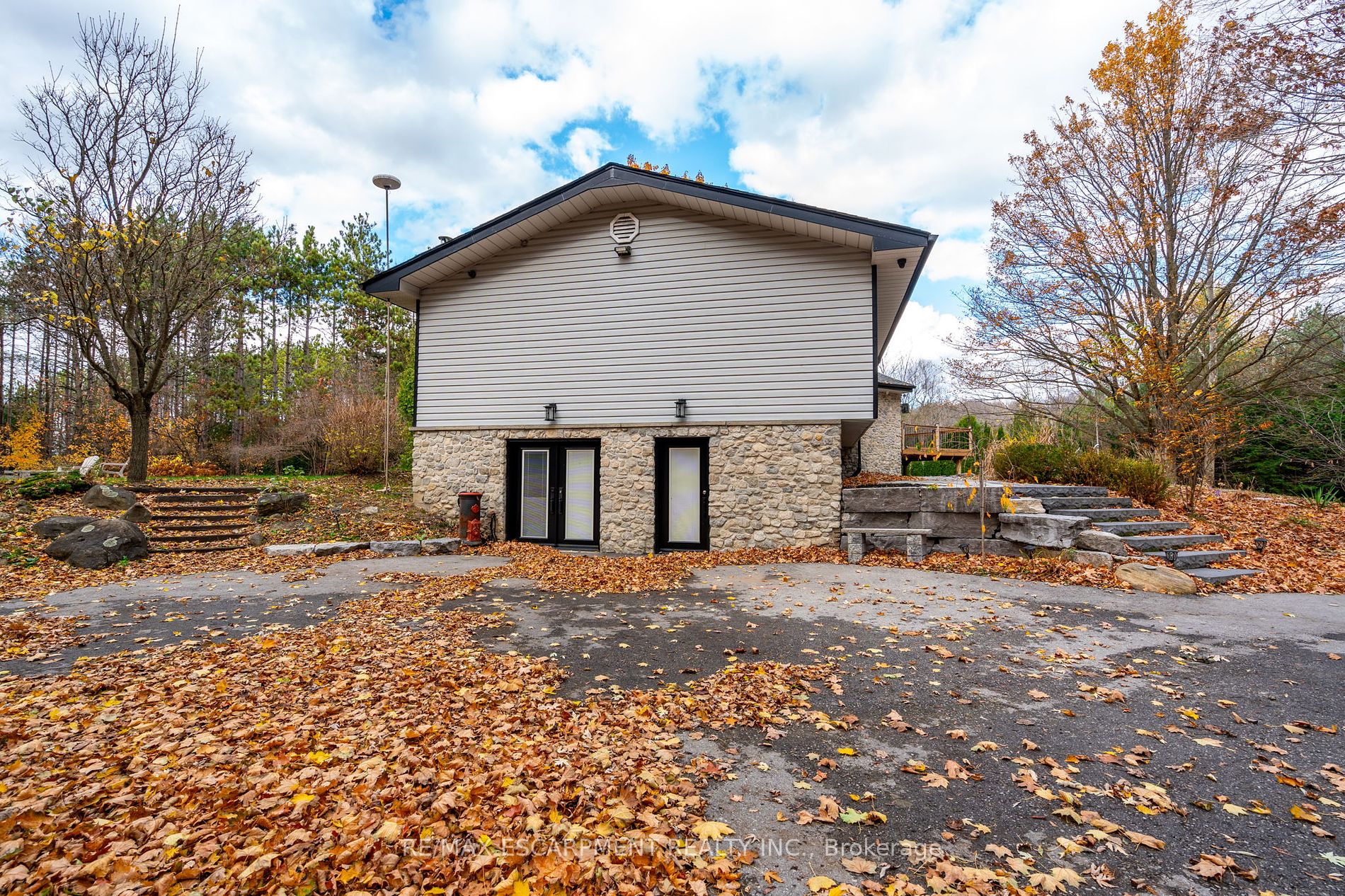 16738 Caledon King Town Line N