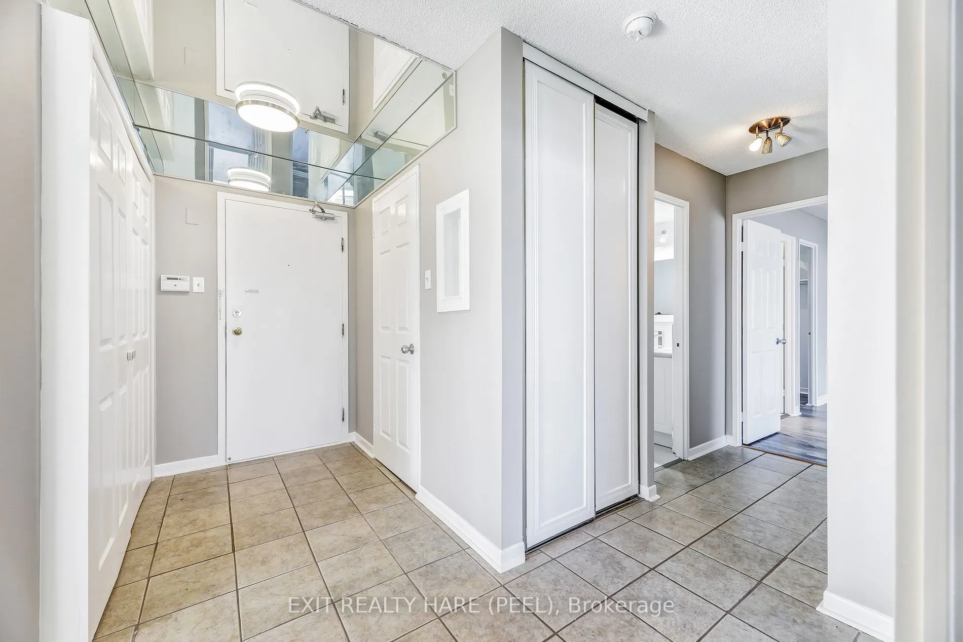 26 Hanover Rd, #1002