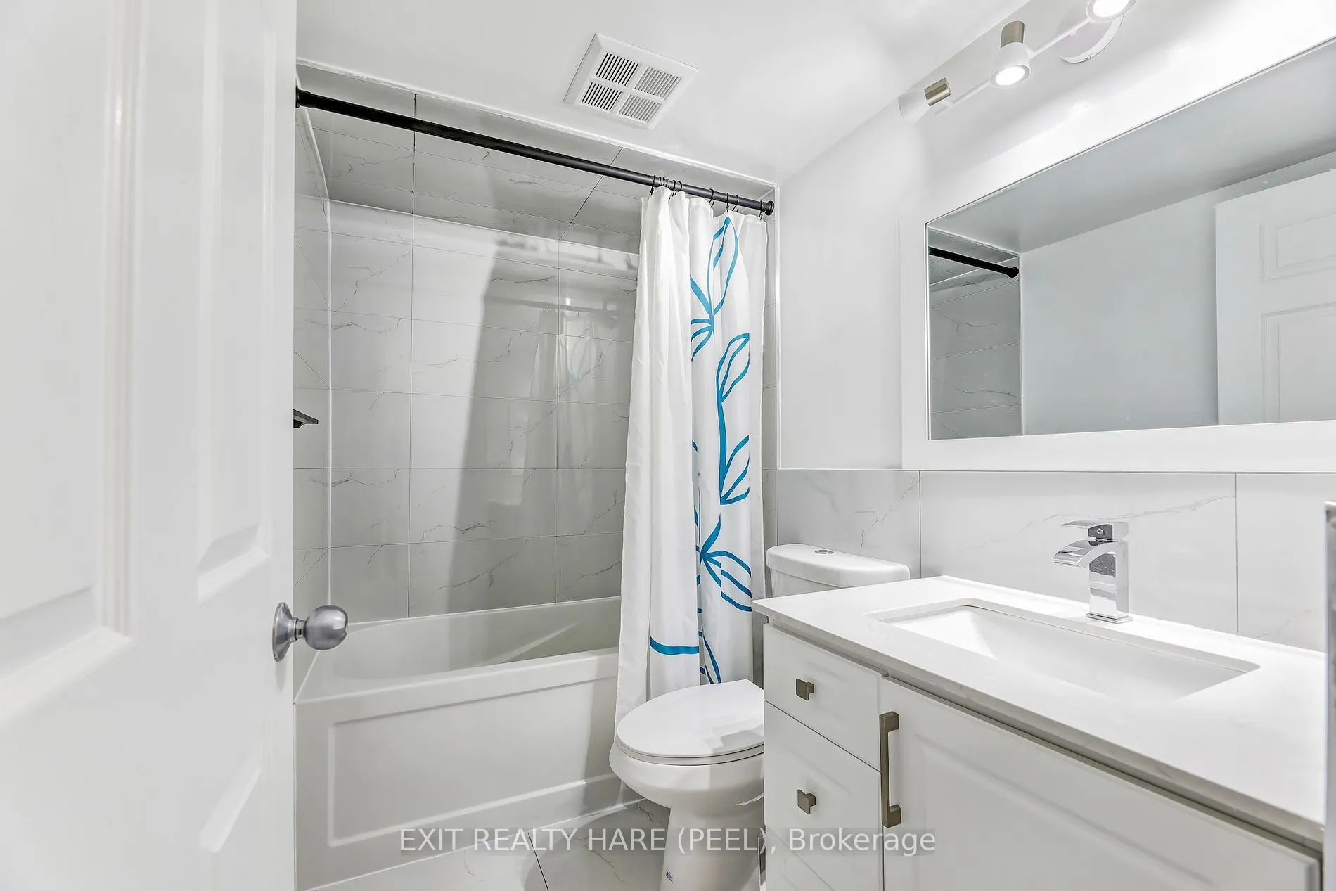 26 Hanover Rd, #1002