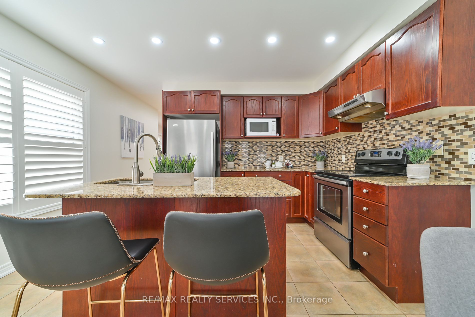 1292 Costigan Rd