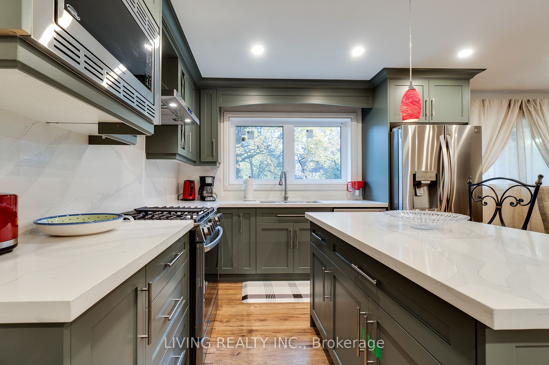 208 Glen Oak Dr