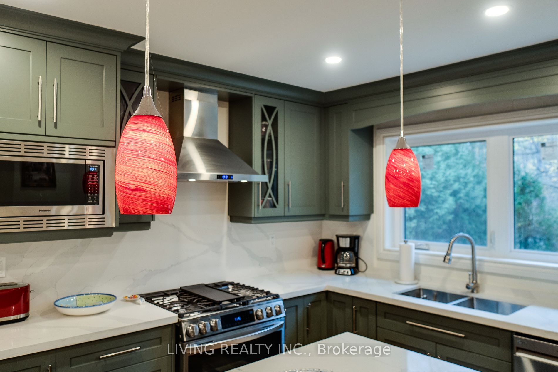 208 Glen Oak Dr