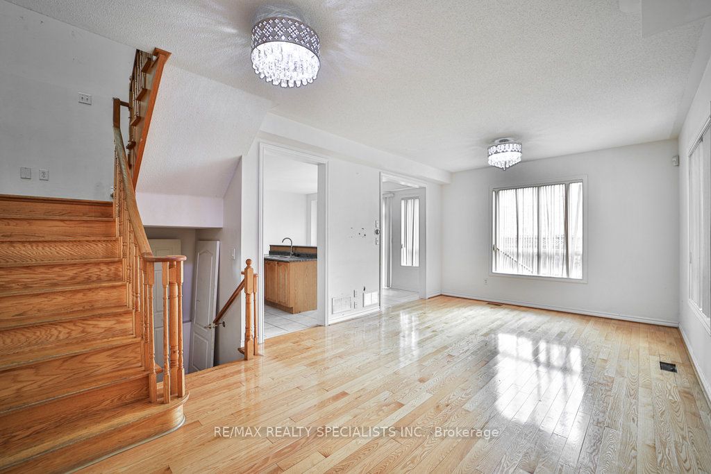 17 Pathmaster Rd