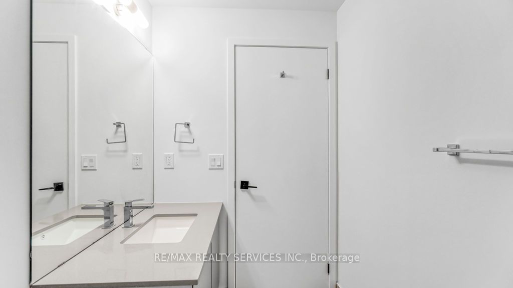2481 Taunton Rd, #603