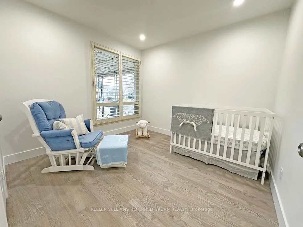 27 Crendon Dr