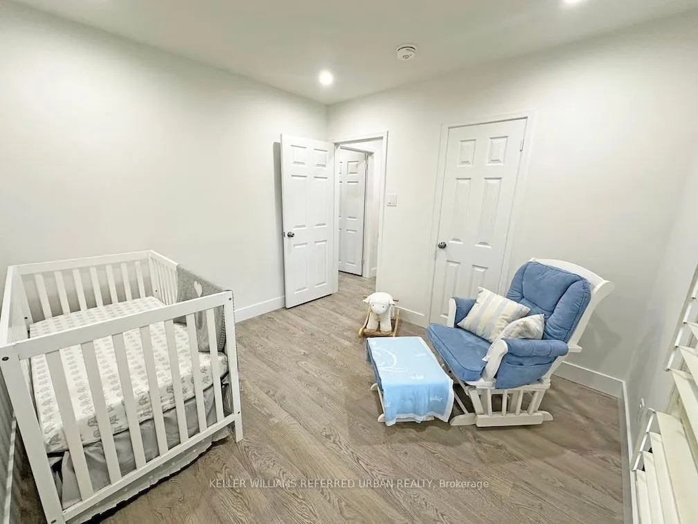27 Crendon Dr