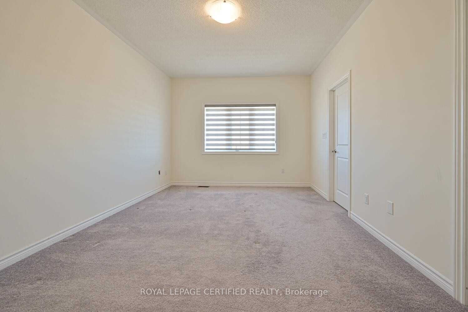 13 Eberly Woods Dr