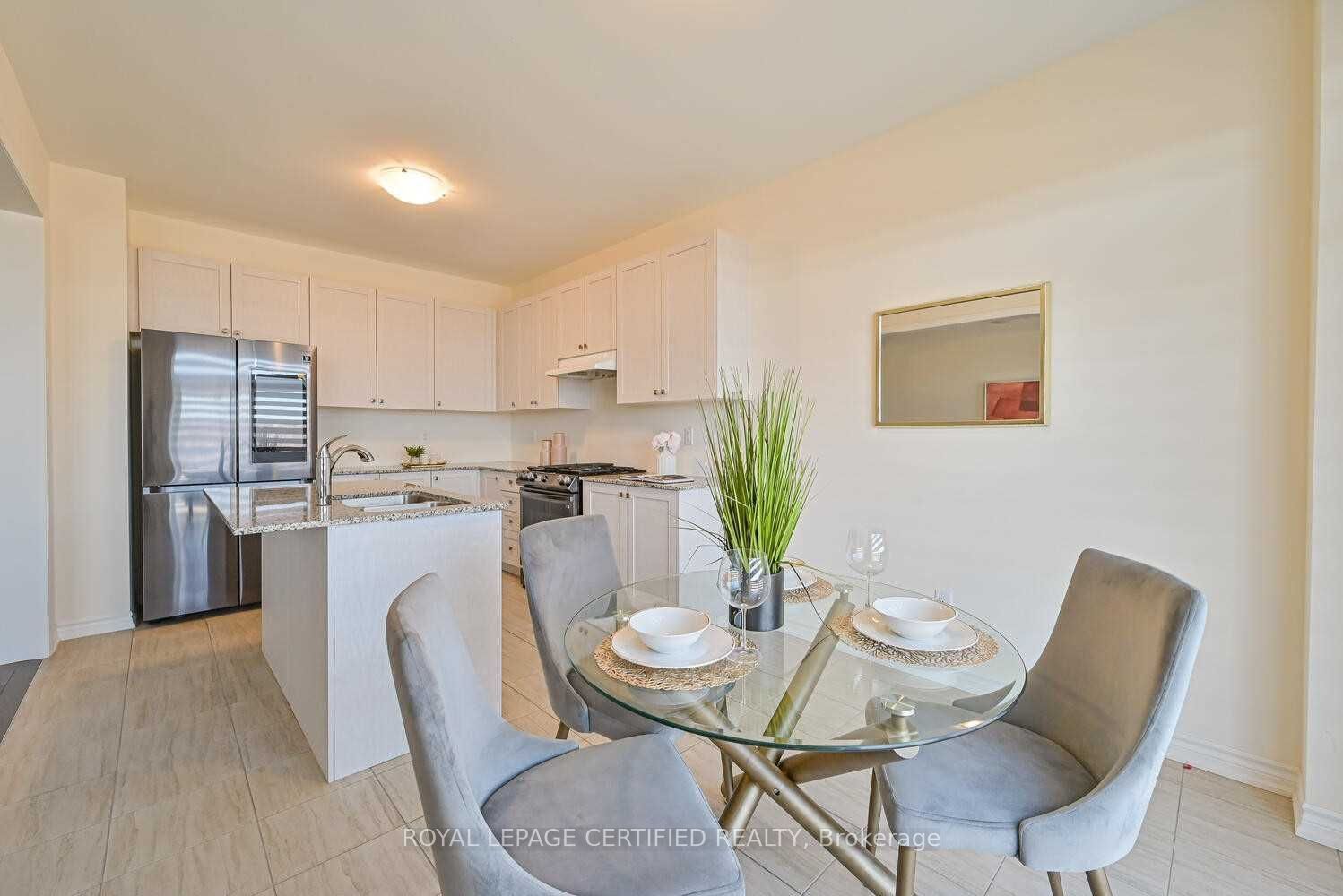 13 Eberly Woods Dr