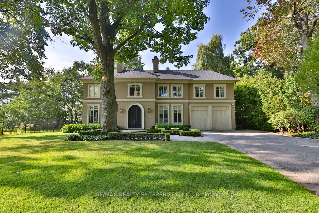 854 Longfellow Ave