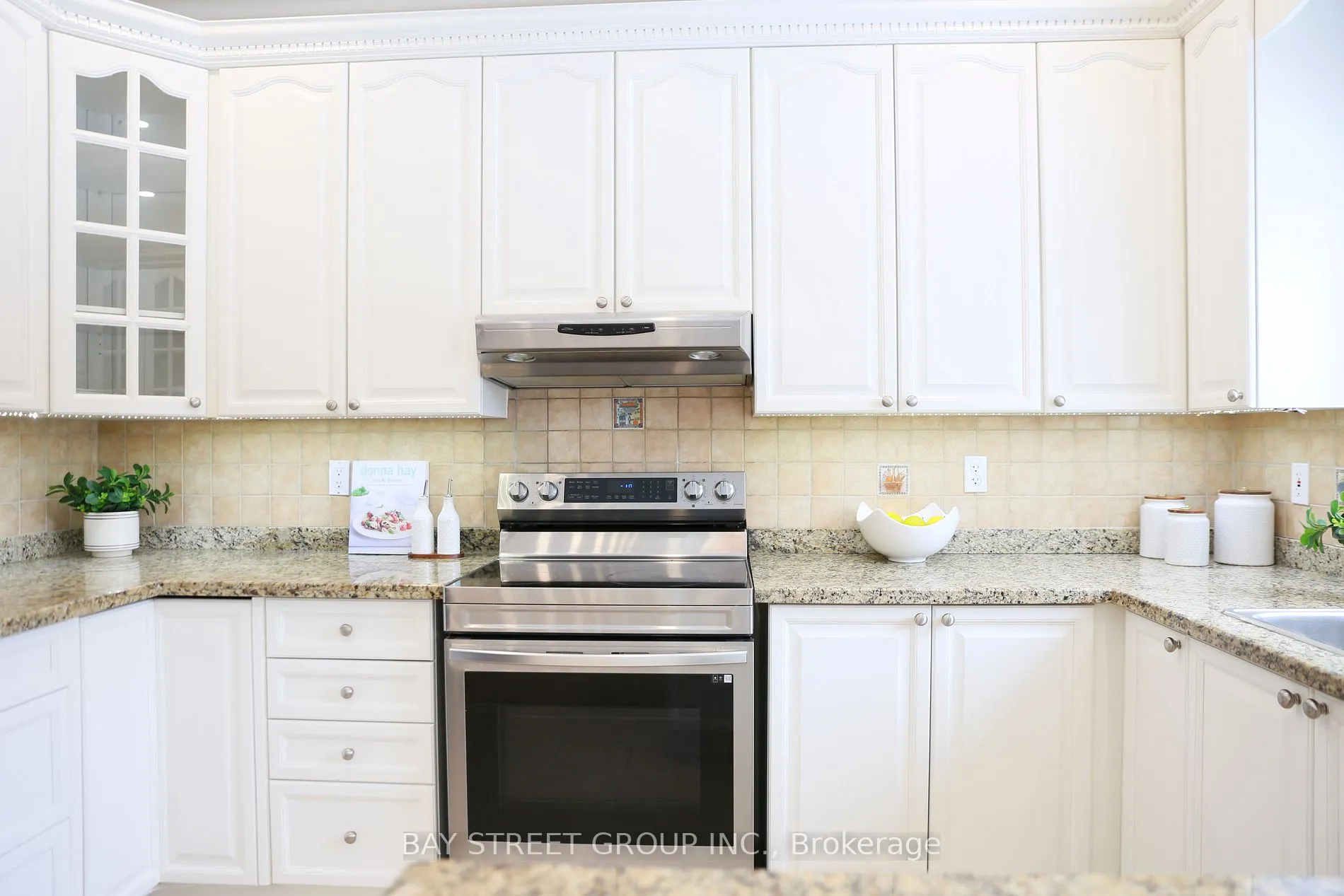 2309 Coronation Dr