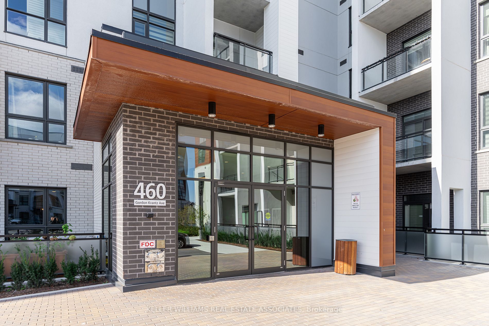 460 Gordon Krantz Ave, #609