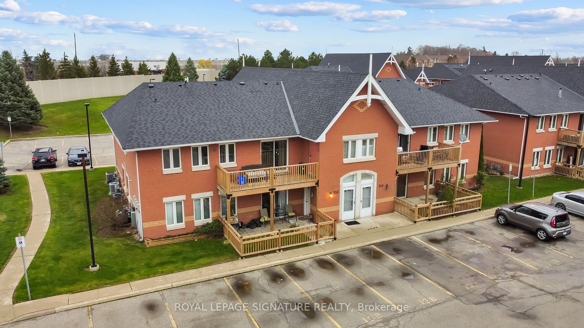 4140 Foxwood Dr, #701