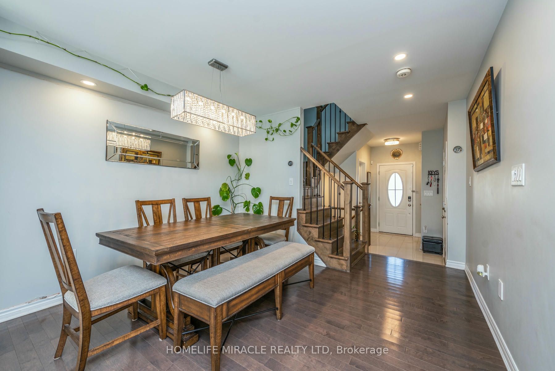 310 Jean Landing