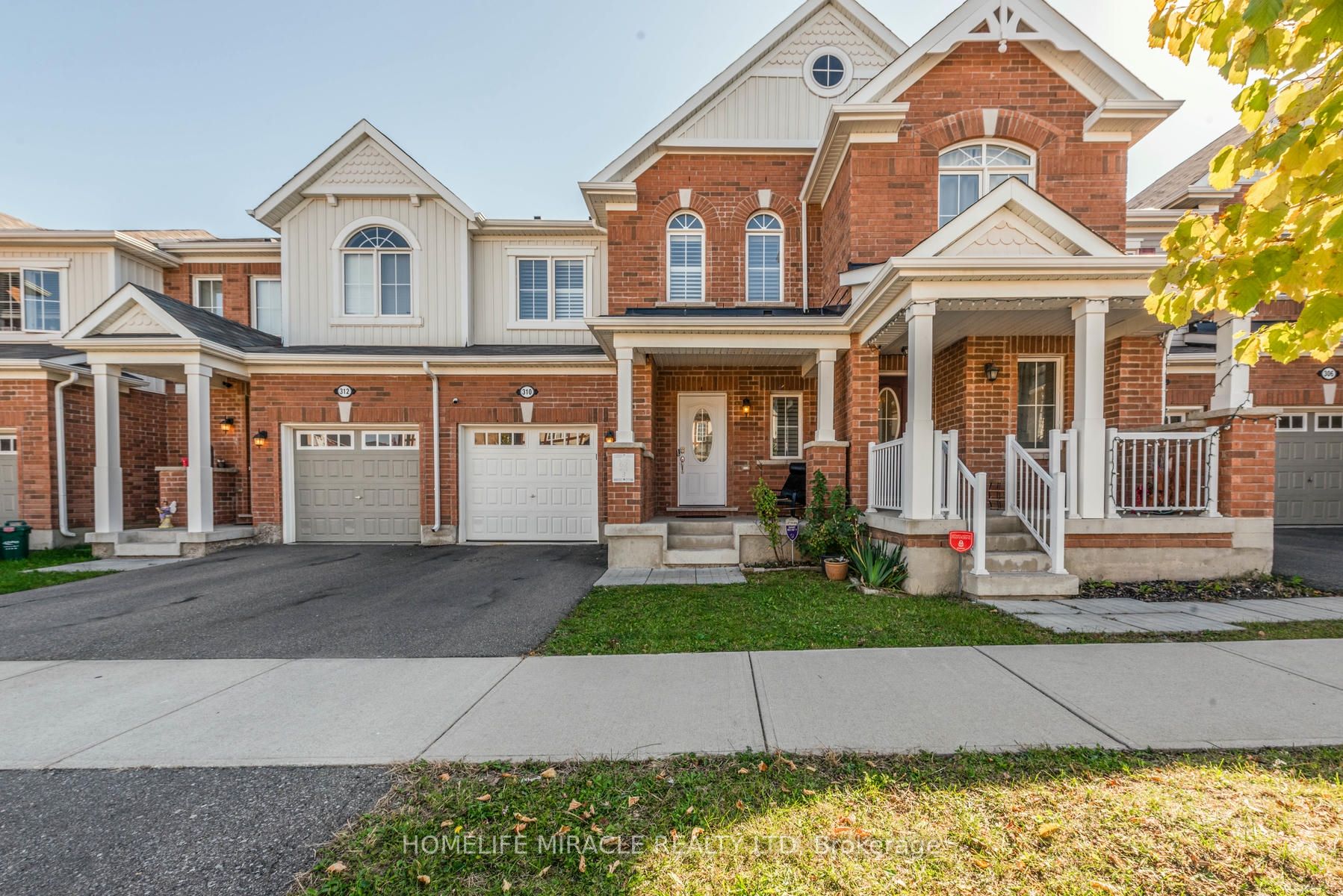 310 Jean Landing
