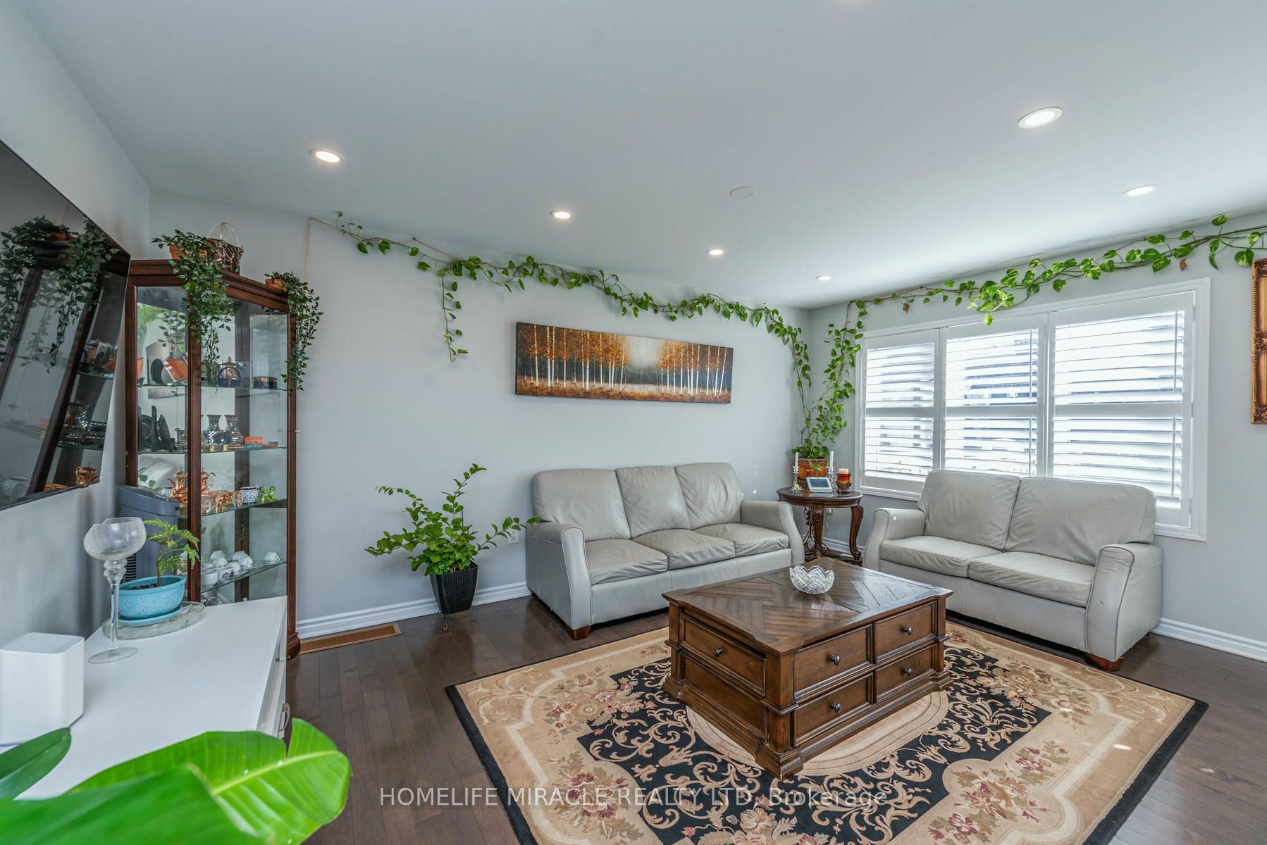 310 Jean Landing