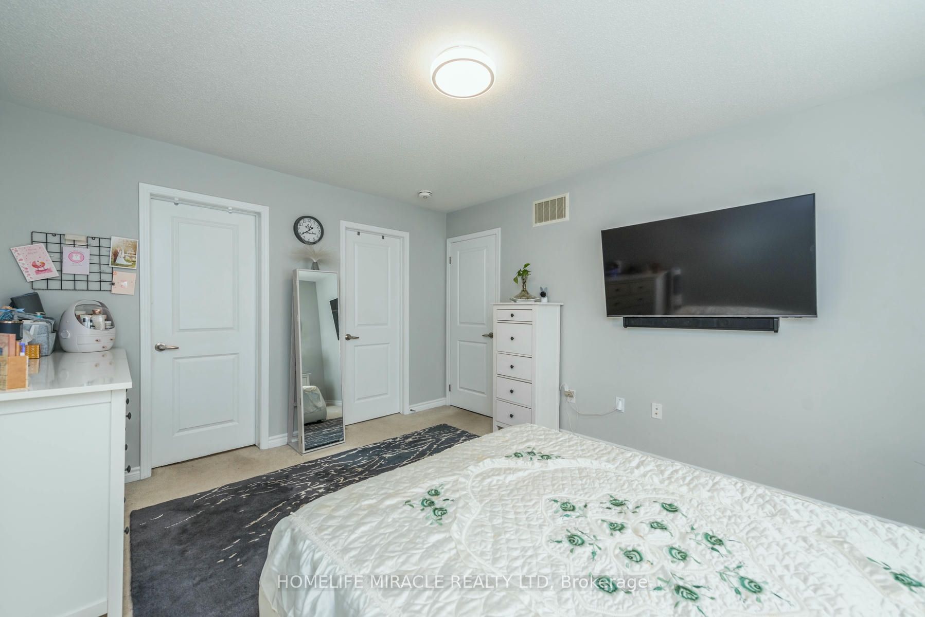 310 Jean Landing