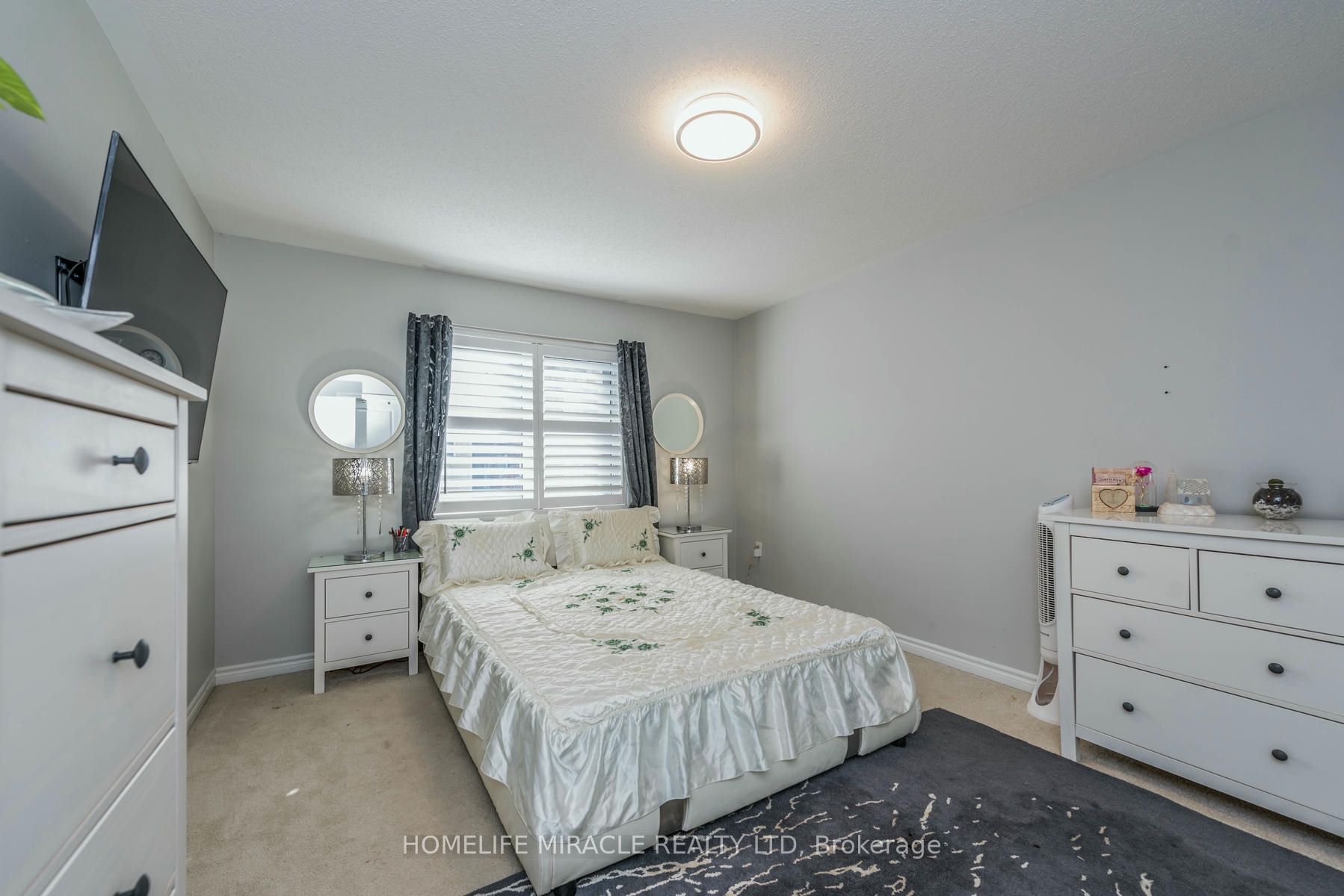 310 Jean Landing