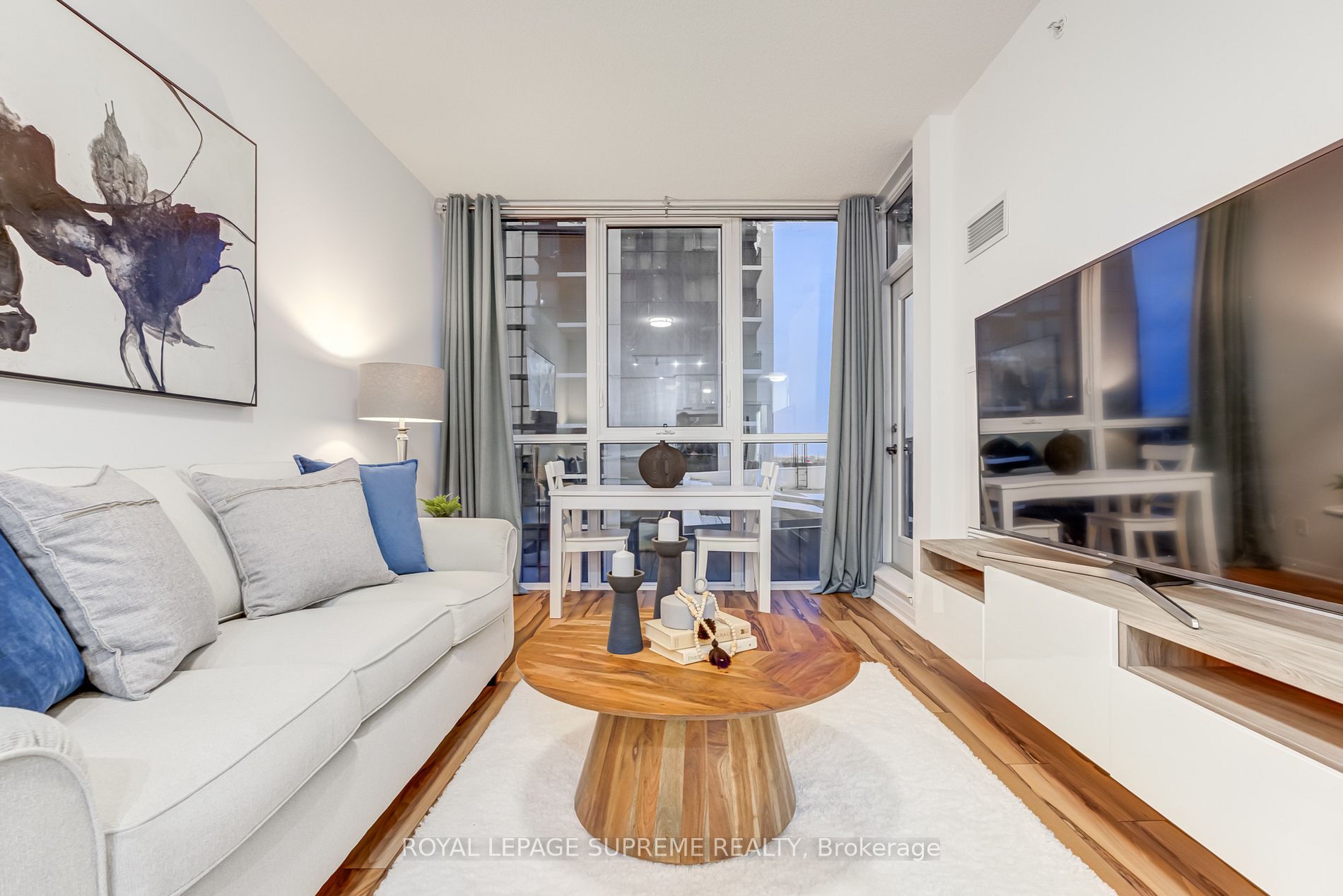 75 Eglinton Ave W, #601