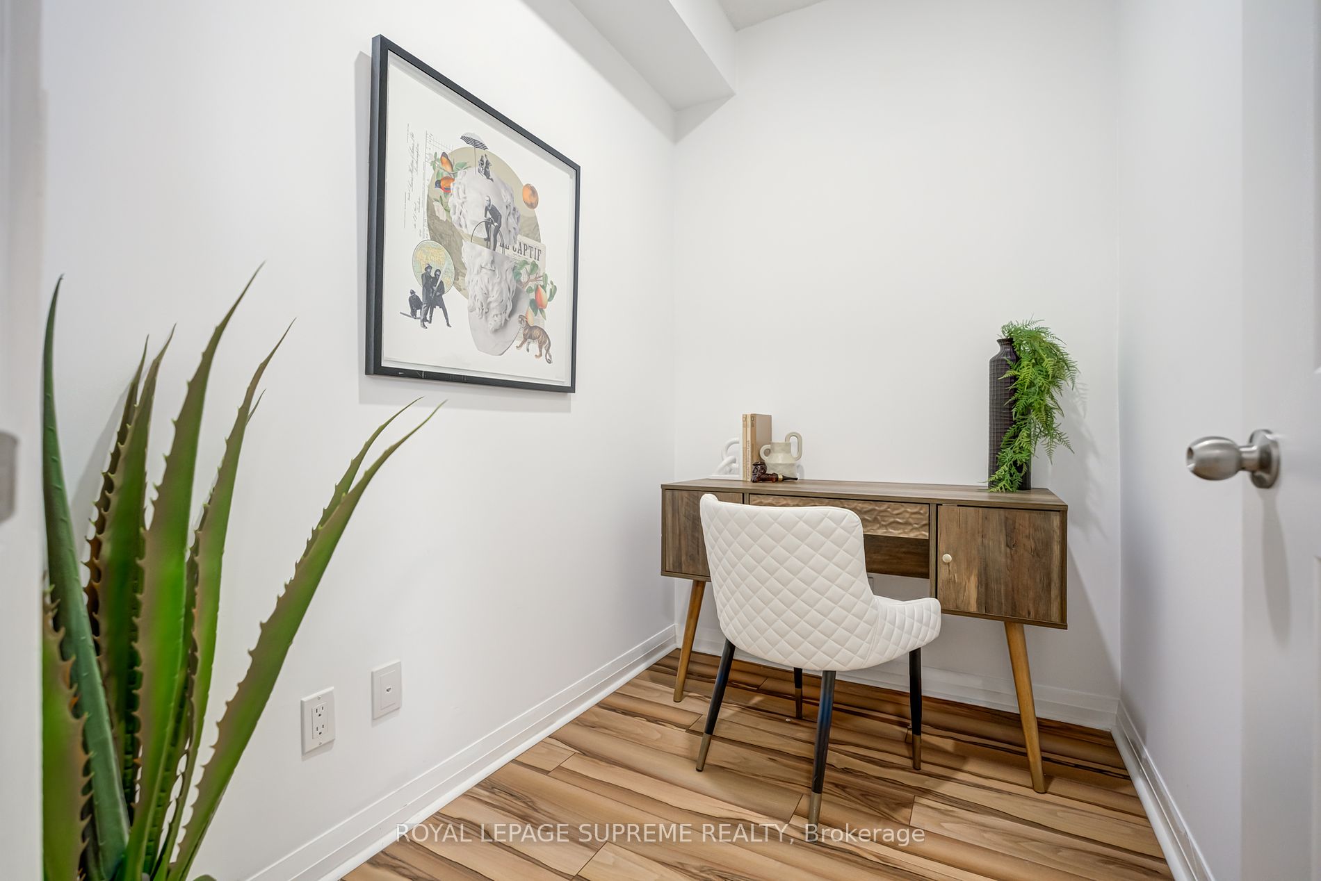 75 Eglinton Ave W, #601