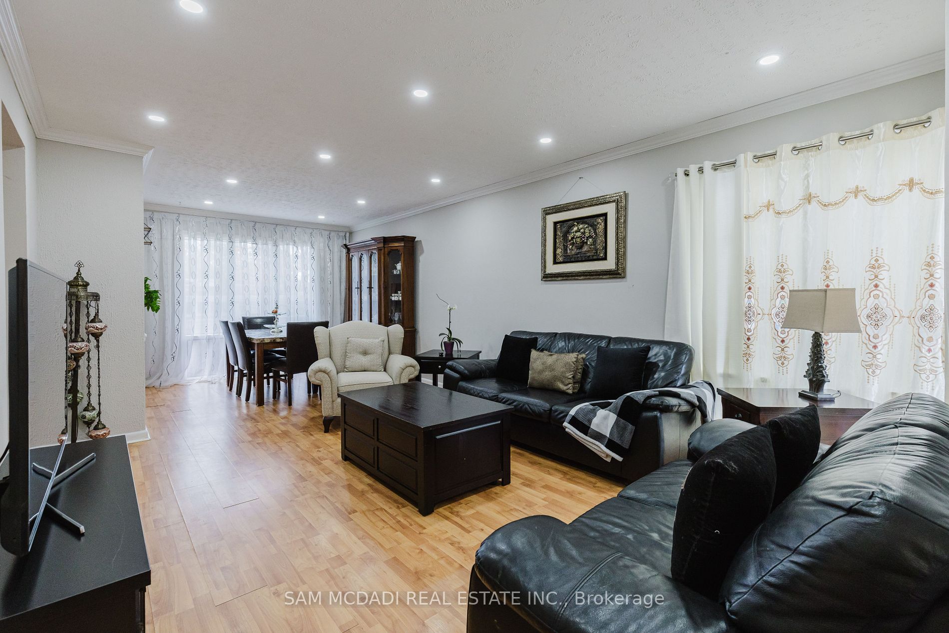 473 Samford Pl