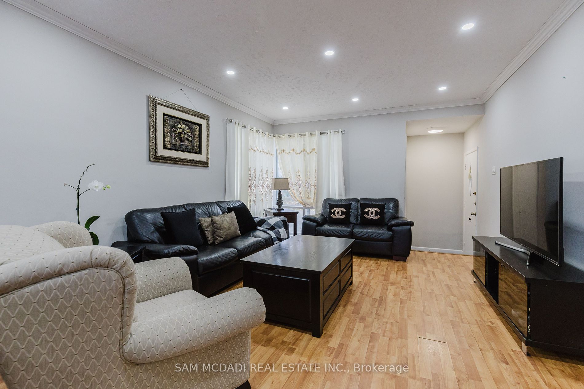 473 Samford Pl