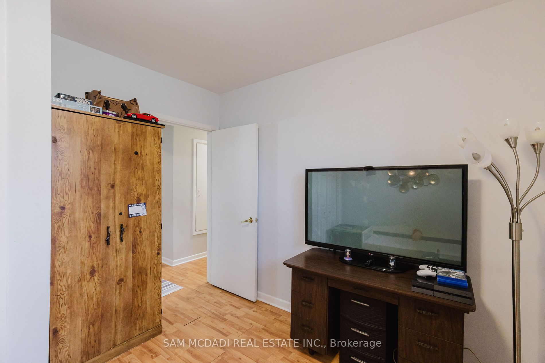 473 Samford Pl