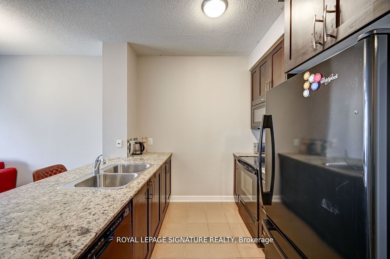 4070 Confederation Pkwy, #910