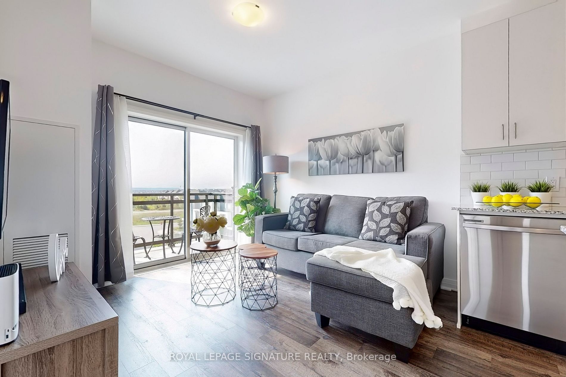 102 Grovewood Common, #405