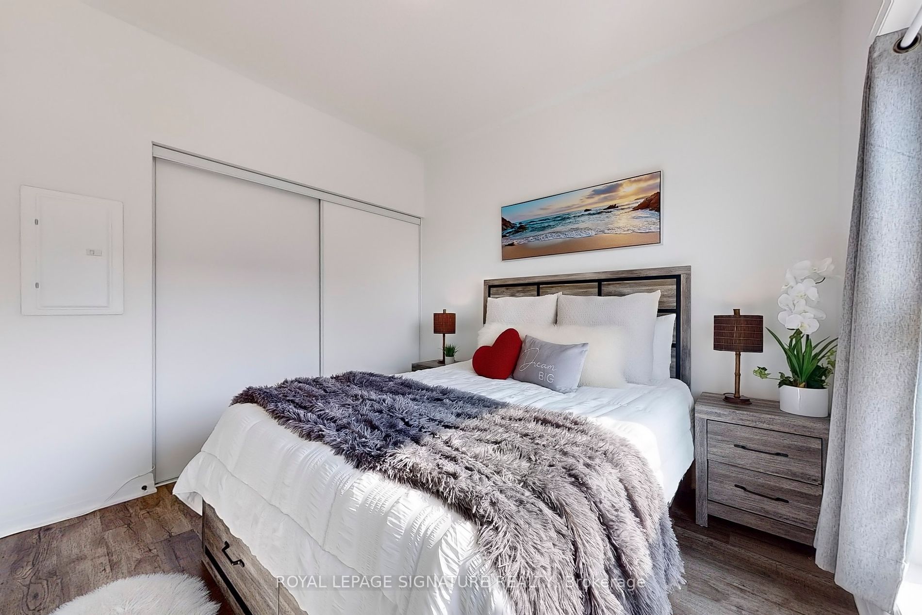 102 Grovewood Common, #405