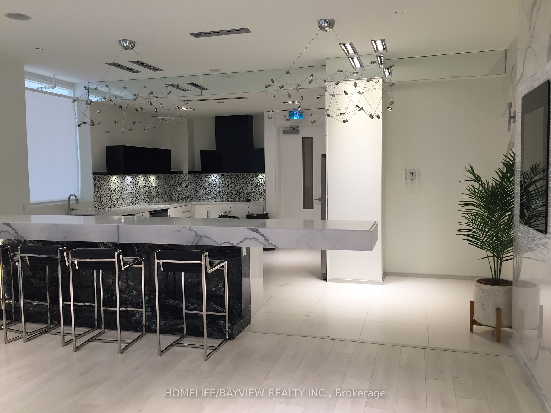 56 Annie Craig Dr, #4009