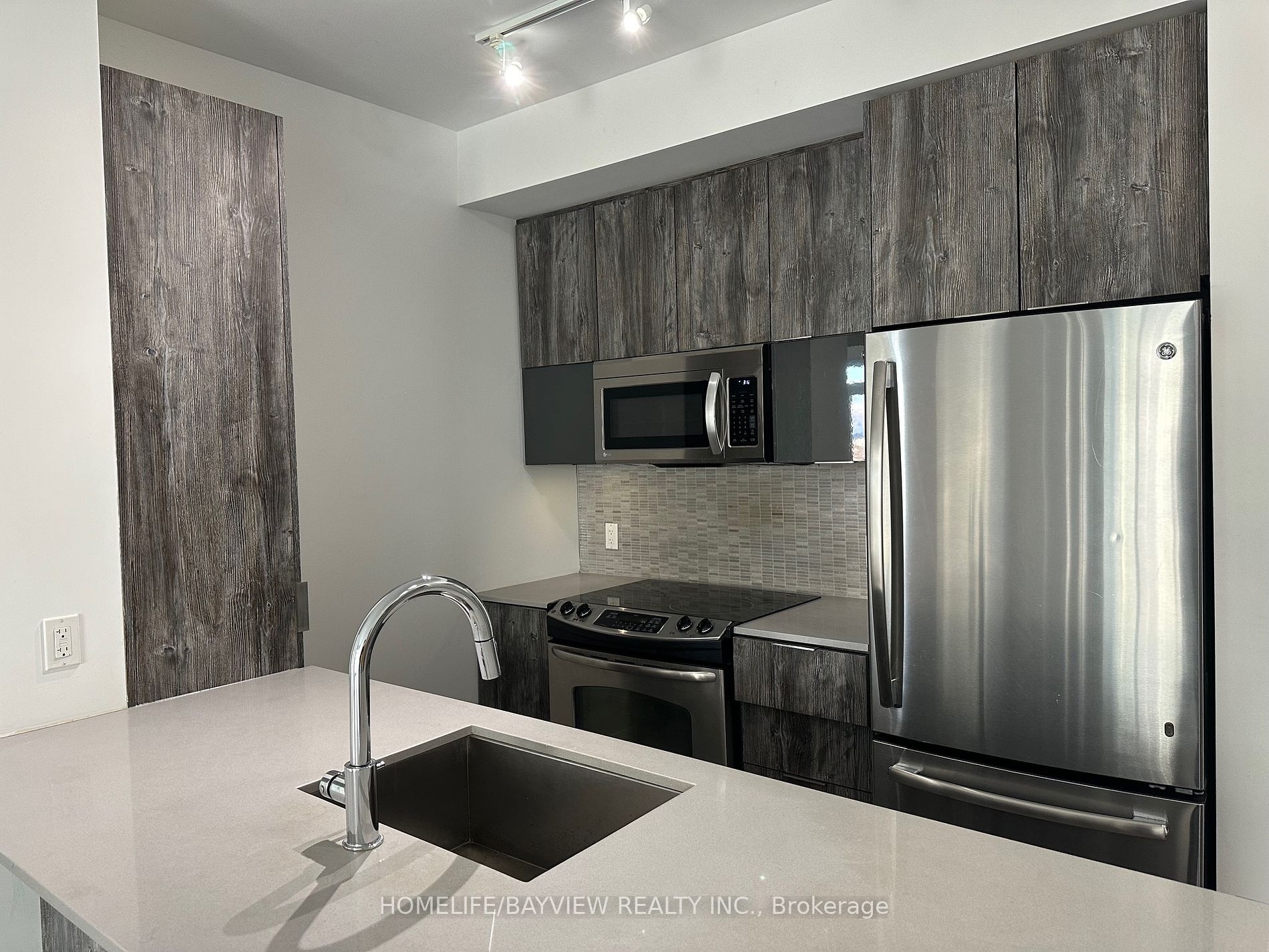 56 Annie Craig Dr, #4009