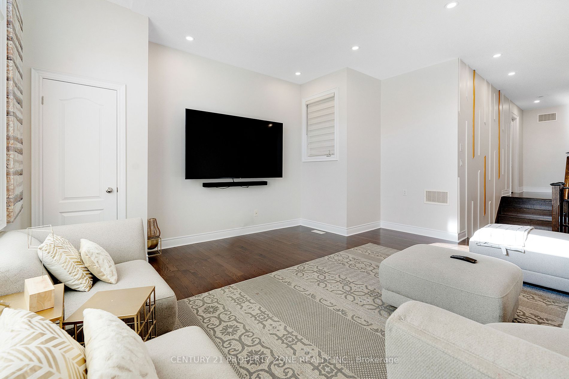 37 Alister Dr