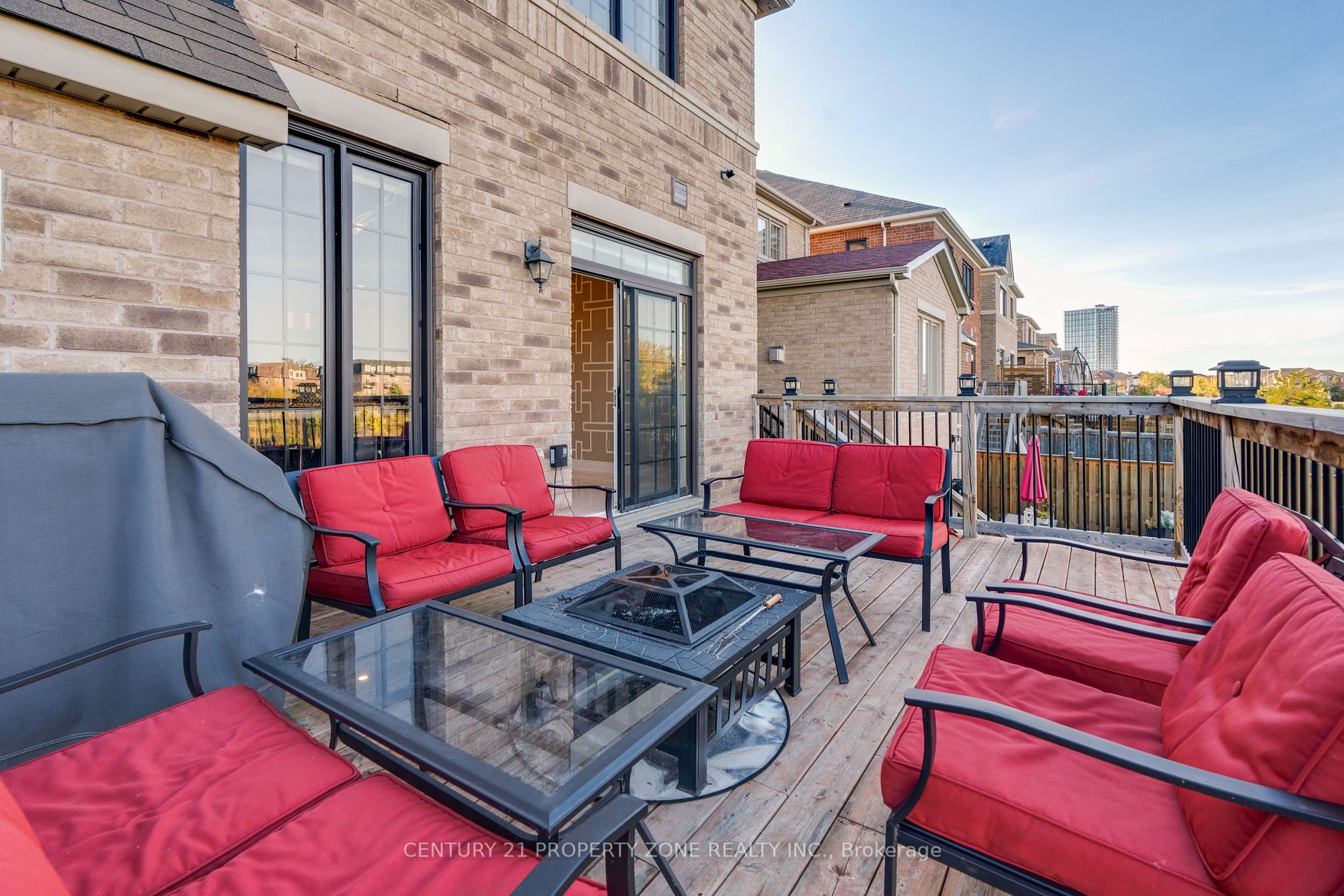37 Alister Dr