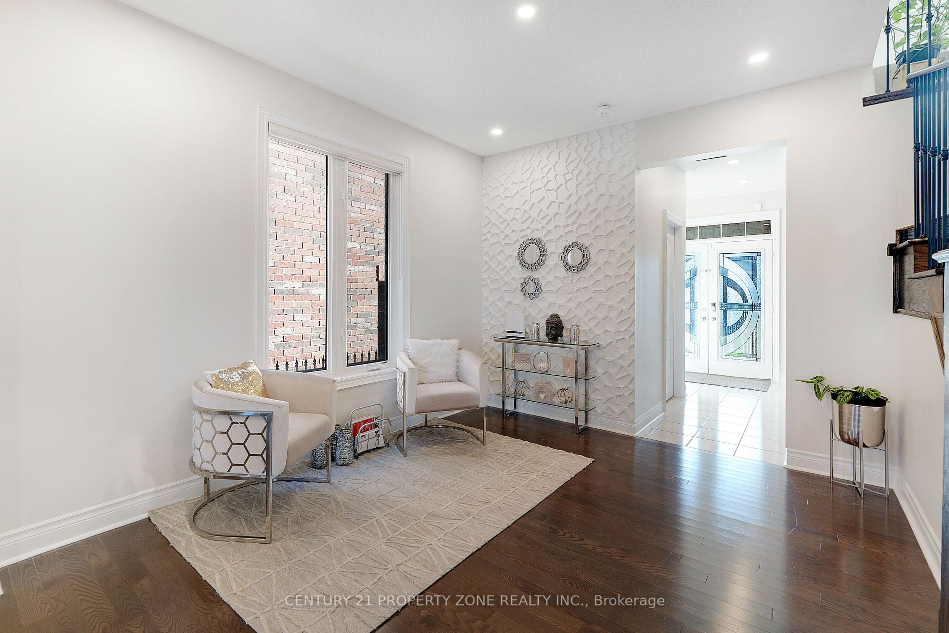 37 Alister Dr